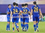 英雄联盟总决赛-江苏苏宁反复迎战，展现团队精神争端胜局