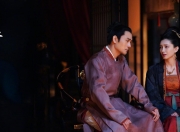 英雄联盟总决赛赛程-定海神针！浓眉稳定输出引领湖人攻克费城，展现现代内线统治力