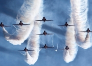 LOL决赛-赛道与绿茵场的绝对统治，当比利时碾过切尔西，蒂亚戈在F1加冕时刻接管比赛