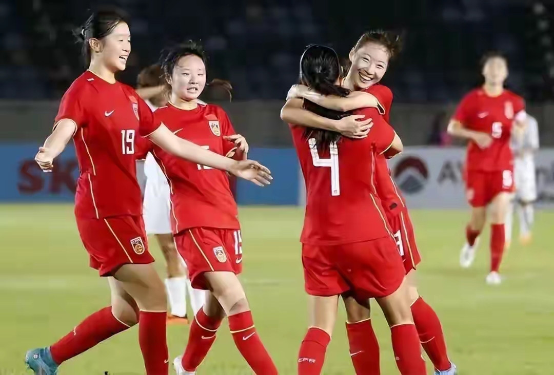 女足比赛中球队获得胜利,晋级下一轮的简单介绍 女足比赛中球队获得胜利,晋级下一轮的简单介绍