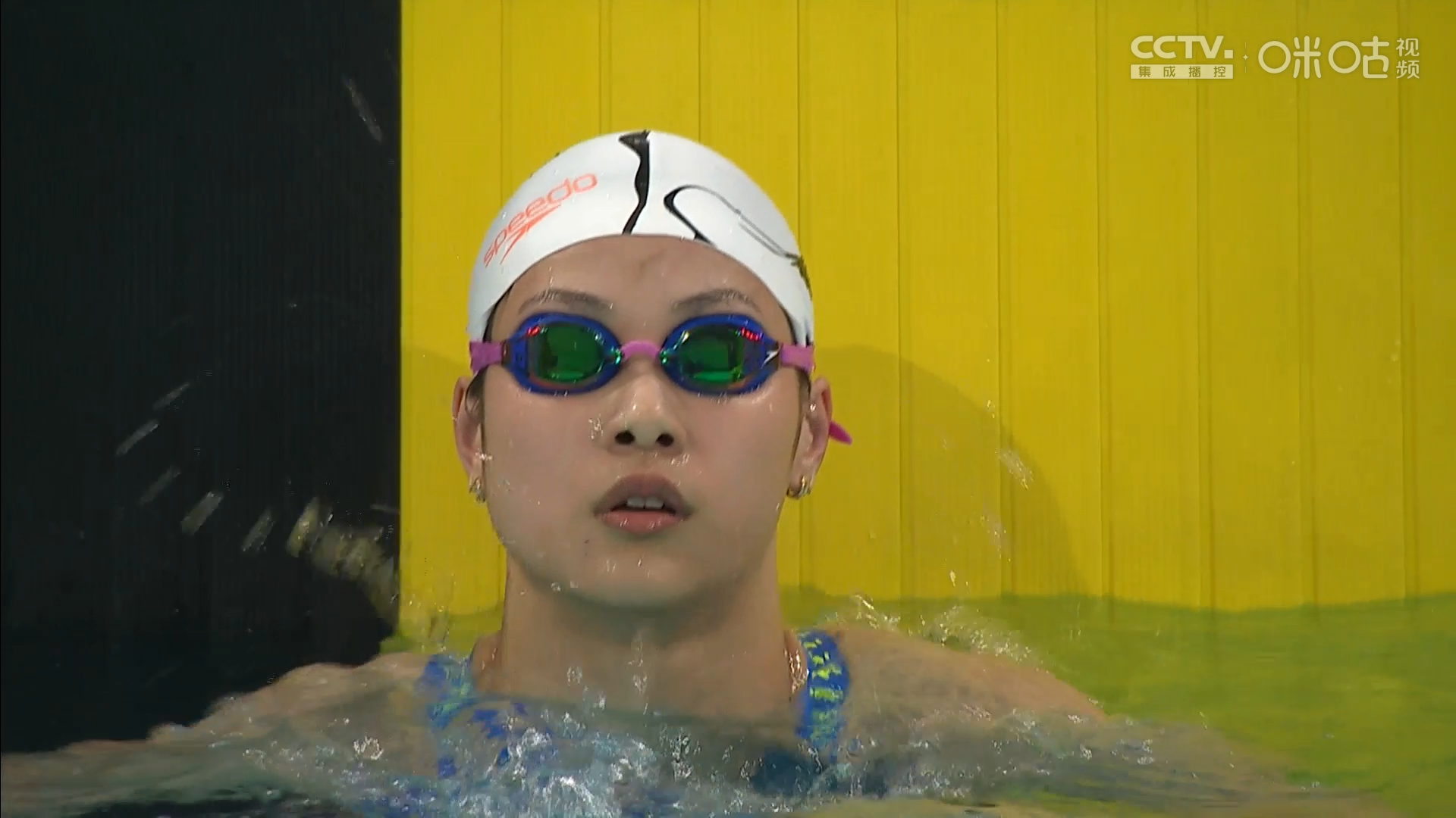 游泳选手发挥出色，荣膺最佳MVP的简单介绍