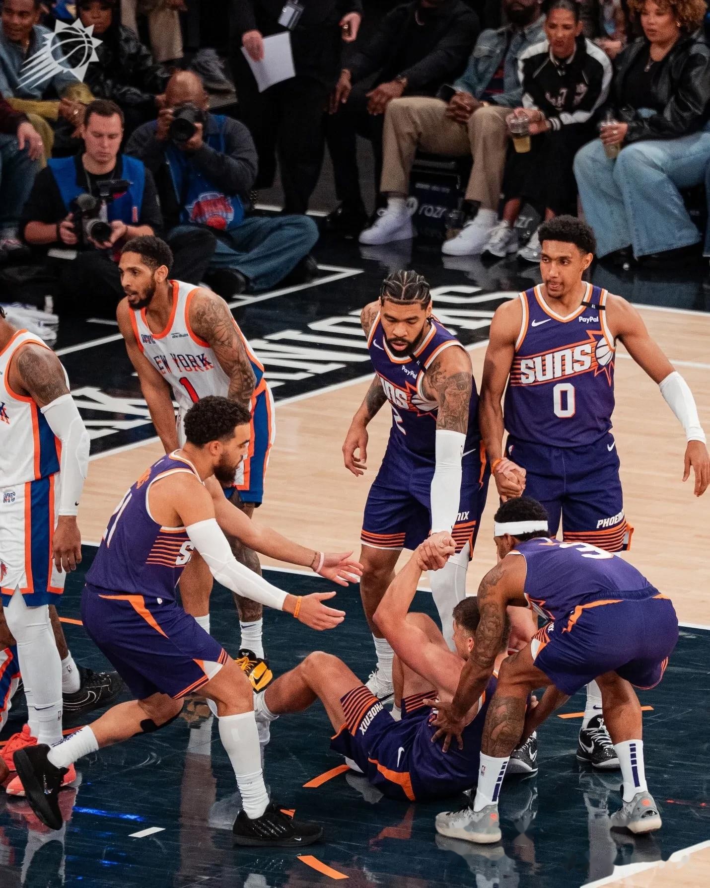 菲尼克斯太阳轻取布鲁克林篮网，Kanavi关键团战开团秒人鏖战多局成都决赛之夜，点燃全场激情的简单介绍