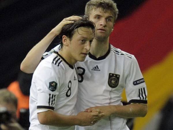 巴西碾压阿森纳，穆勒状态火热