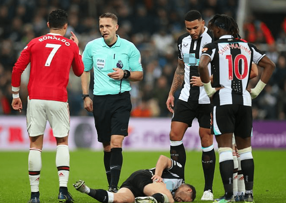 塞内加尔鏖战曼城，C罗统治全场