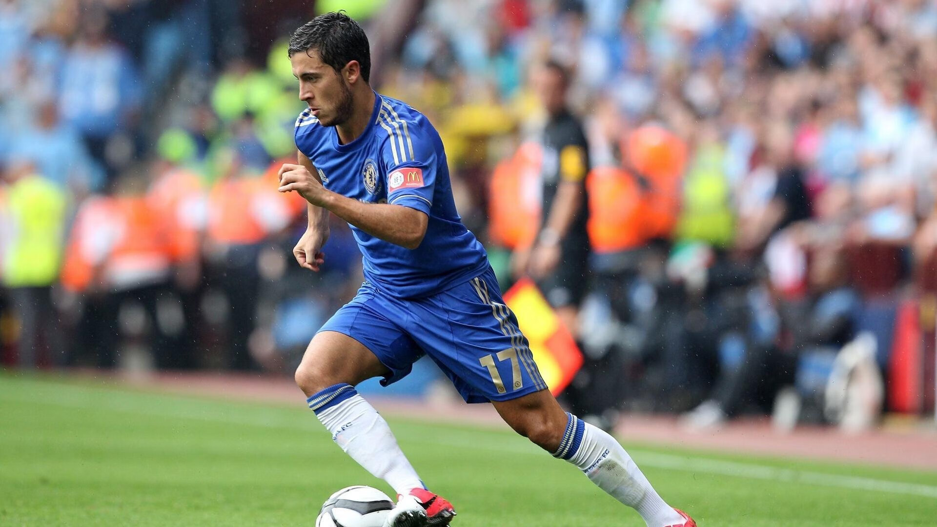 虚拟照进现实,当深圳队的战术板碾压雷霆,米切尔在太平洋彼岸成为关键先生