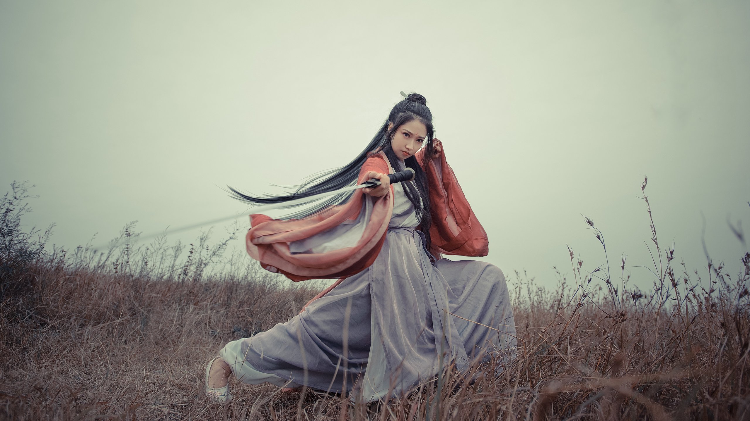 跨越大洋的篮球之夜，当CBA山西遭遇NBA老鹰，保罗告诉你何为为舞台而生