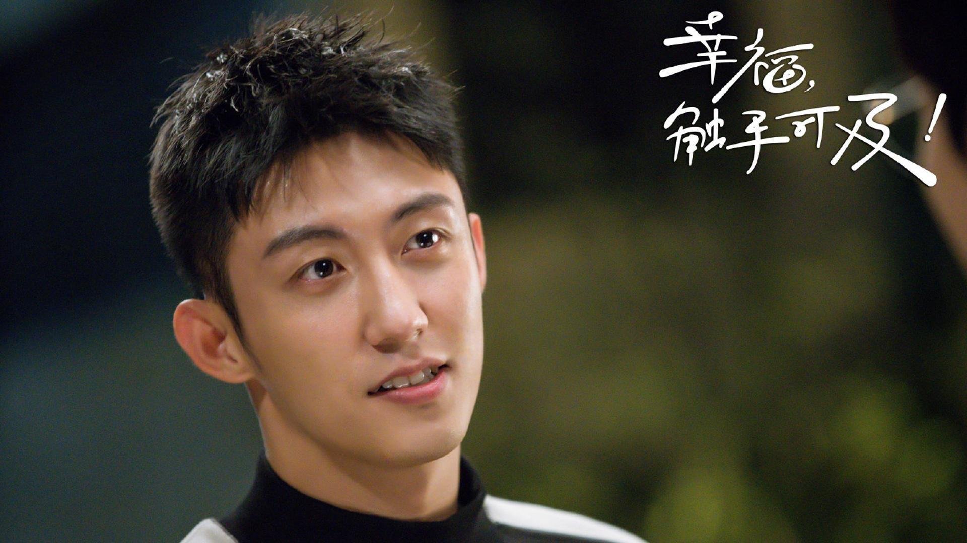 雄鹿与湖人的对决,是传统豪强的碰撞;而莫兰特,作为当代新生代控卫的领军人物,他的冠军级表现必须被放置在一个更高的维度去审视—不在场,却定义了比赛的标准;不持球,却成为衡量伟大的尺子
